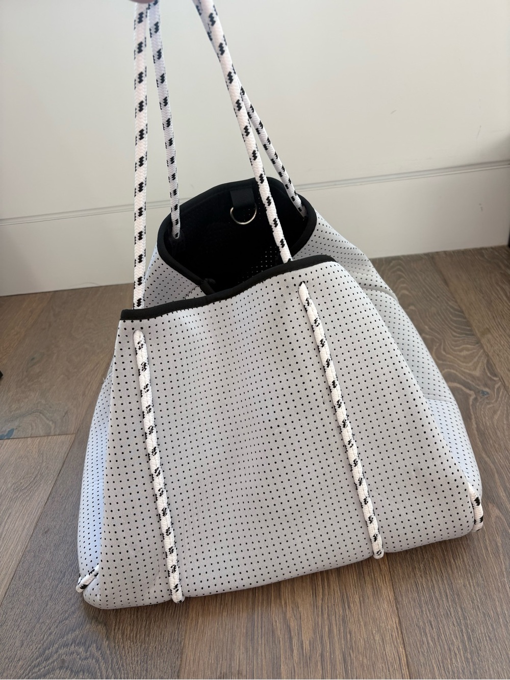 PopUps Bag - Perforated Neoprene Tote Bag in White and Black with clutch!